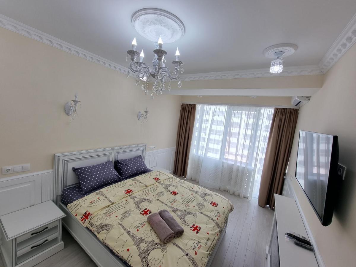 Tourist Grand Apartments Ultracentral 키시나우 외부 사진