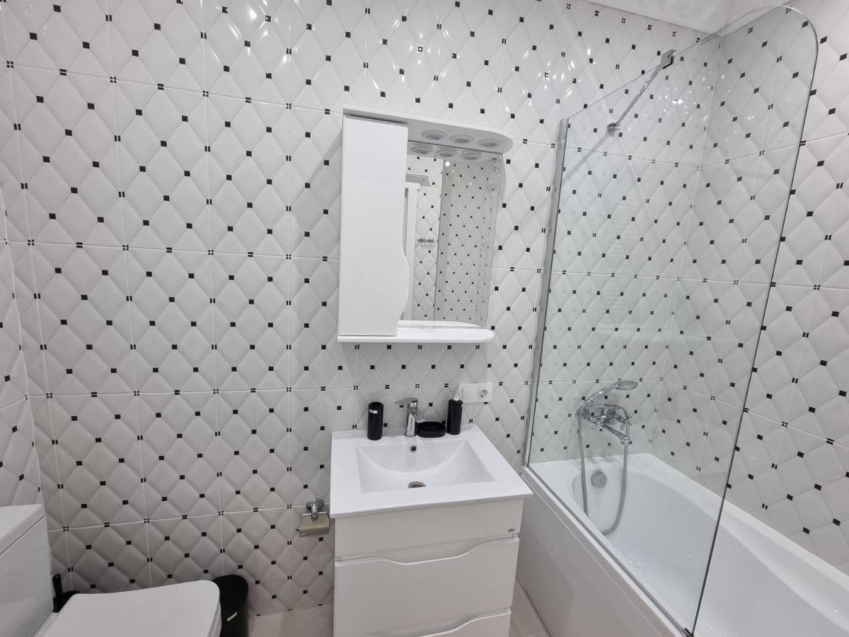 Tourist Grand Apartments Ultracentral 키시나우 외부 사진
