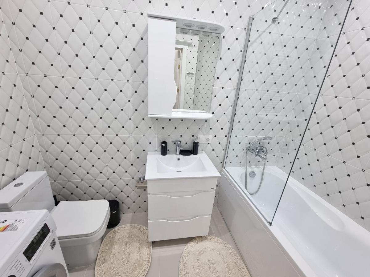 Tourist Grand Apartments Ultracentral 키시나우 외부 사진